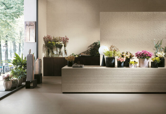 Lumina Stone Flower Beige - Image 3