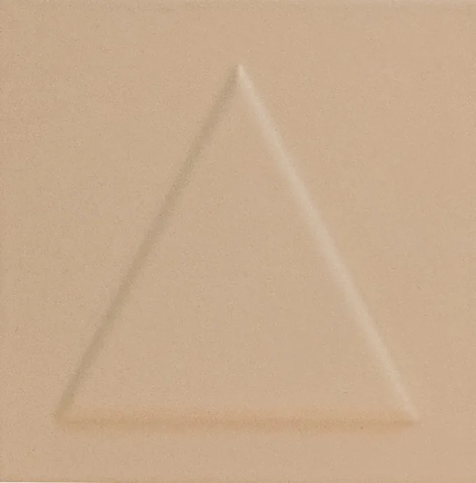 Play Beige - Image 11