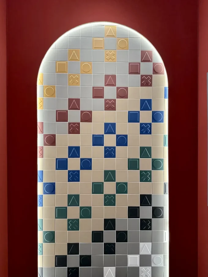 Play Beige - Image 8